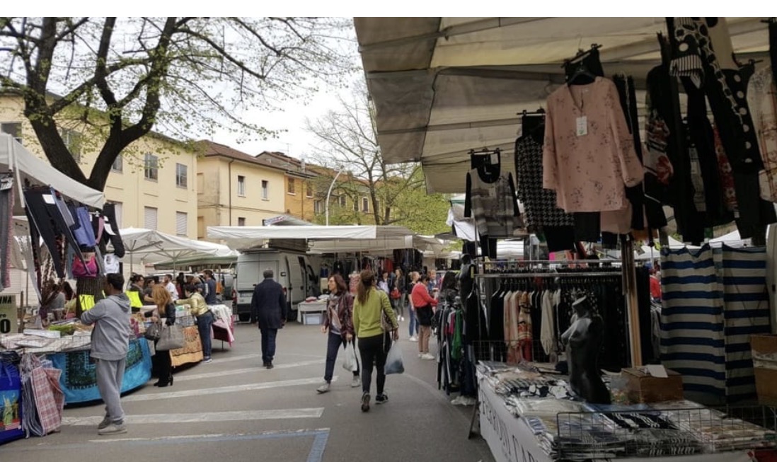 Posteggio Settimanale Cesena – Abbigliamento